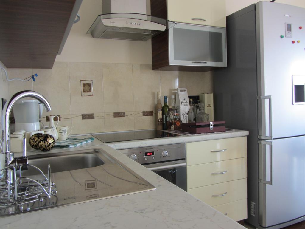 Apartments Dilja Malinska Kamer foto