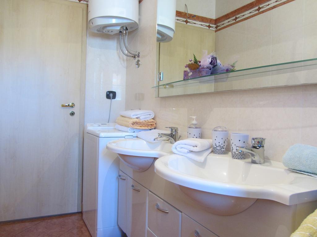 Apartments Dilja Malinska Kamer foto