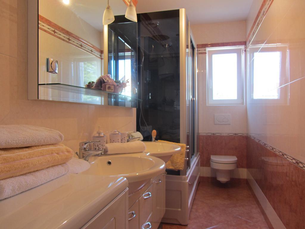 Apartments Dilja Malinska Kamer foto